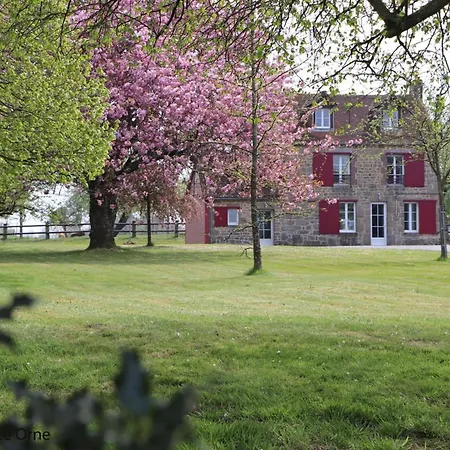 Maison Chaleureuse En Normandie Avec Jardin Arbore - Fr-1-497-143 *