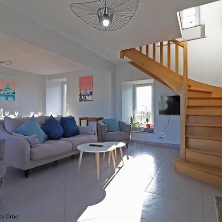 Maison Chaleureuse En Normandie Avec Jardin Arbore - Fr-1-497-143 * Menil-Gondouin