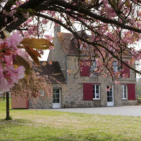 Casa de Campo Maison Chaleureuse En Normandie Avec Jardin Arbore - Fr-1-497-143 Menil-Gondouin