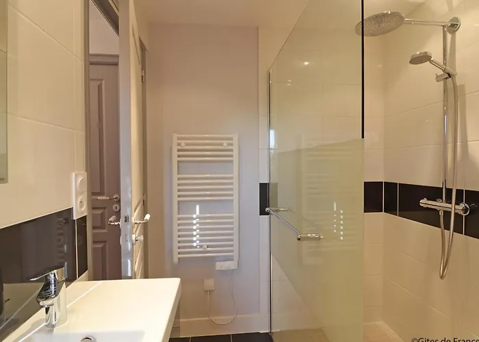 Maison Chaleureuse En Normandie Avec Jardin Arboré - Fr-1-497-143 Hébergement de vacances *