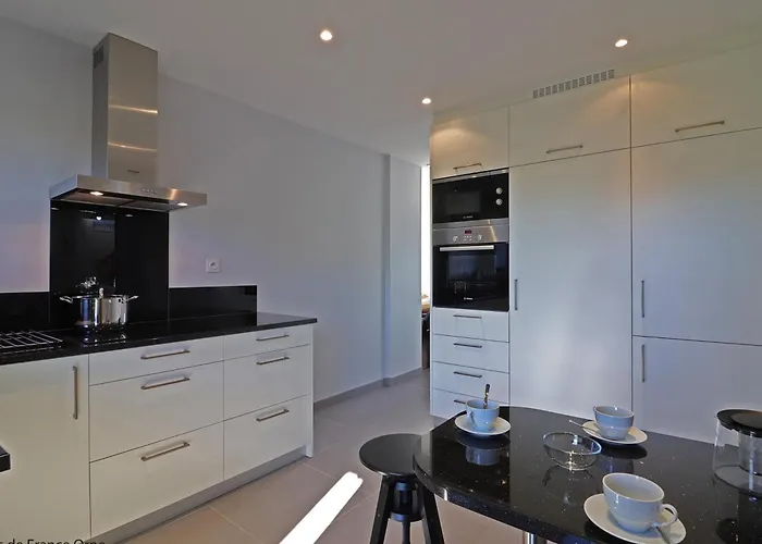 Maison Chaleureuse En Normandie Avec Jardin Arboré - Fr-1-497-143 *