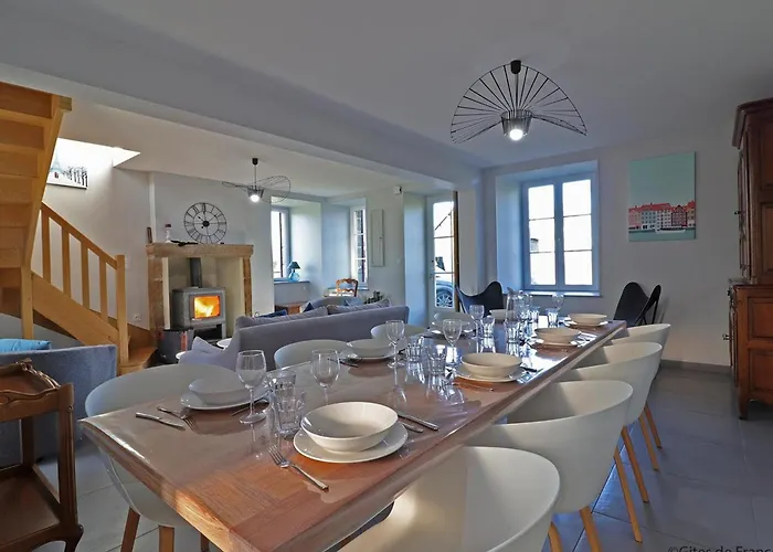 Hébergement de vacances Maison Chaleureuse En Normandie Avec Jardin Arboré - Fr-1-497-143